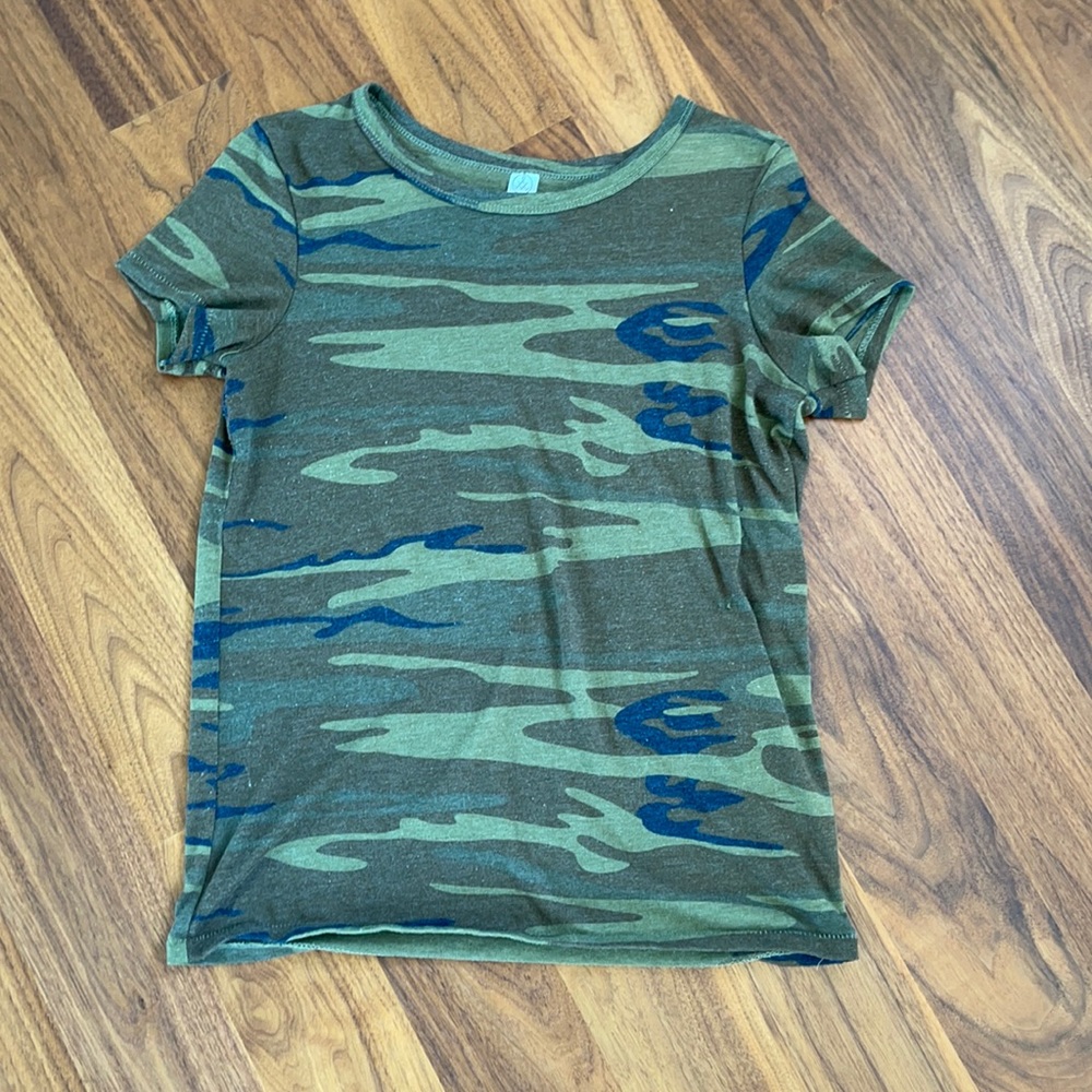 alternative apparel camo t shirt